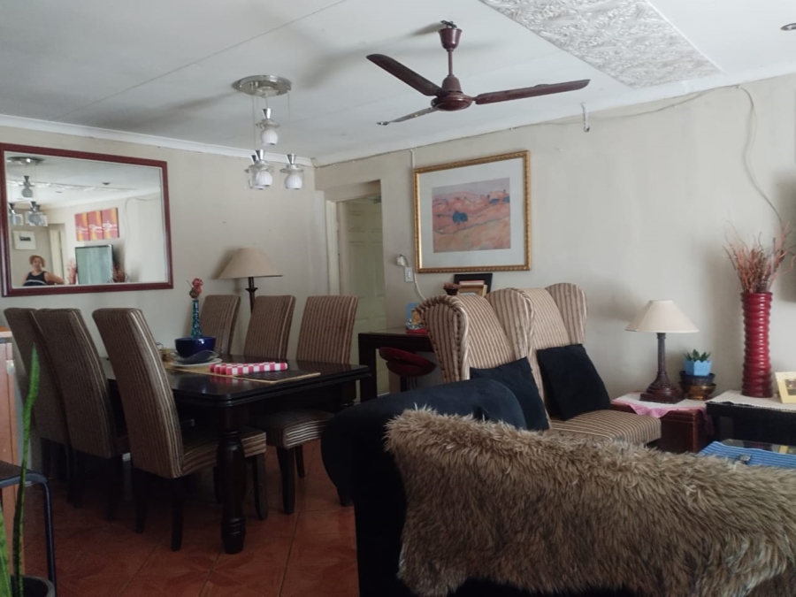 5 Bedroom Property for Sale in Mogwase North West